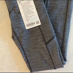 Lululemon Speed Up Mid Rise Tight 28”, Size 2, NWT